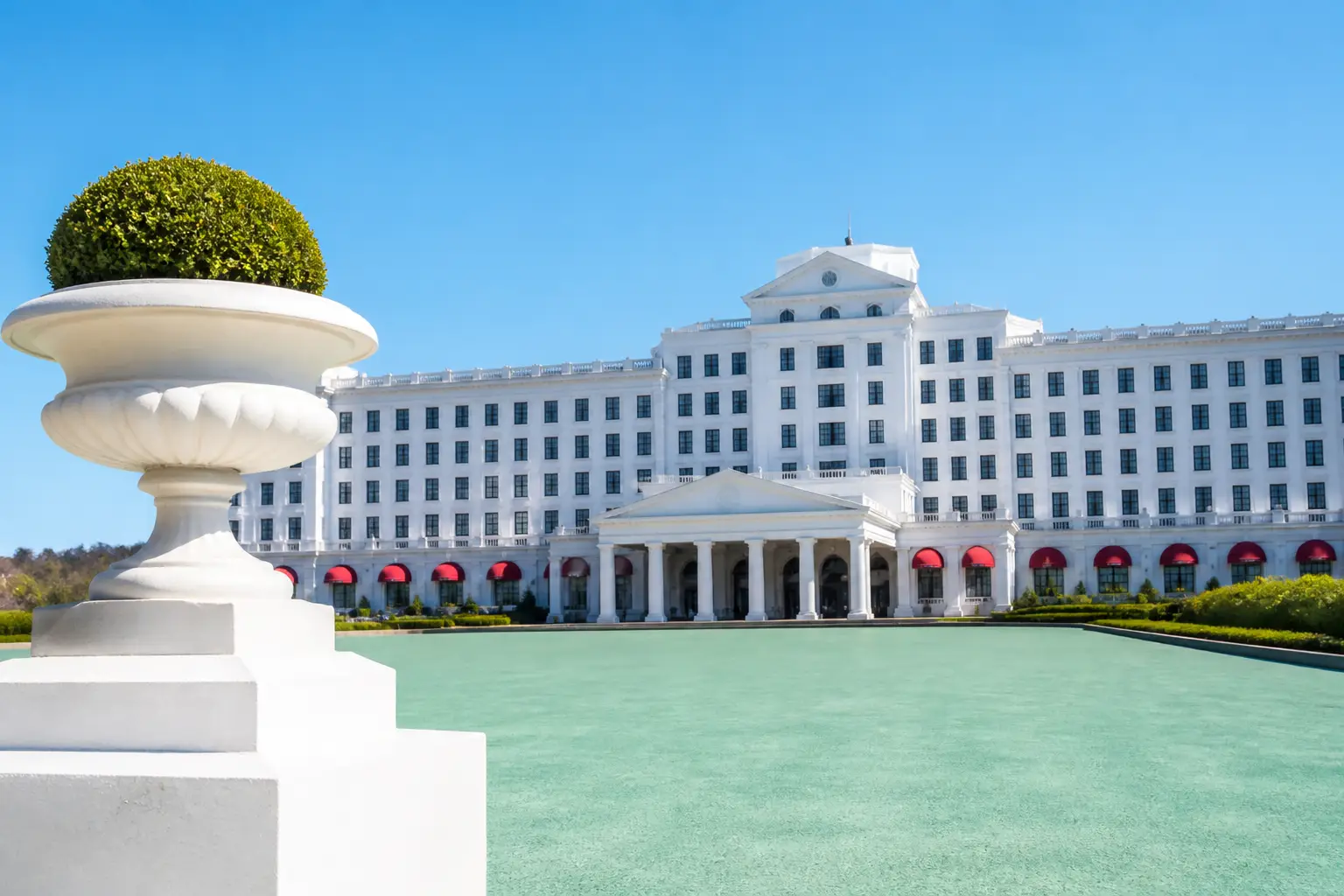 Greenbrier Resort: Casino darf trotz massiver Schuldenkrise und Prüfung geöffnet bleiben